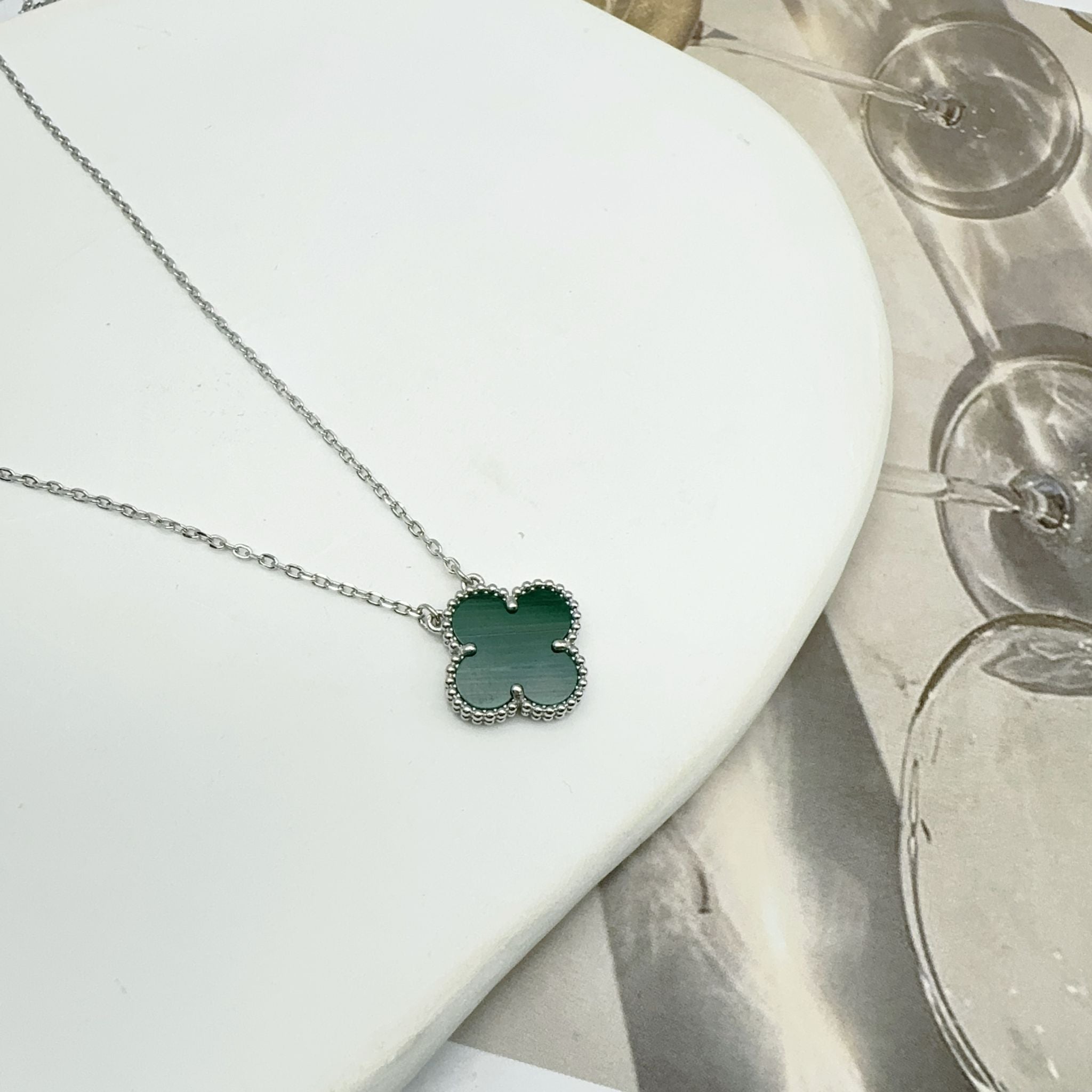 Lucky Flower Silver Necklace - 925 Sterling Silver - Platinum