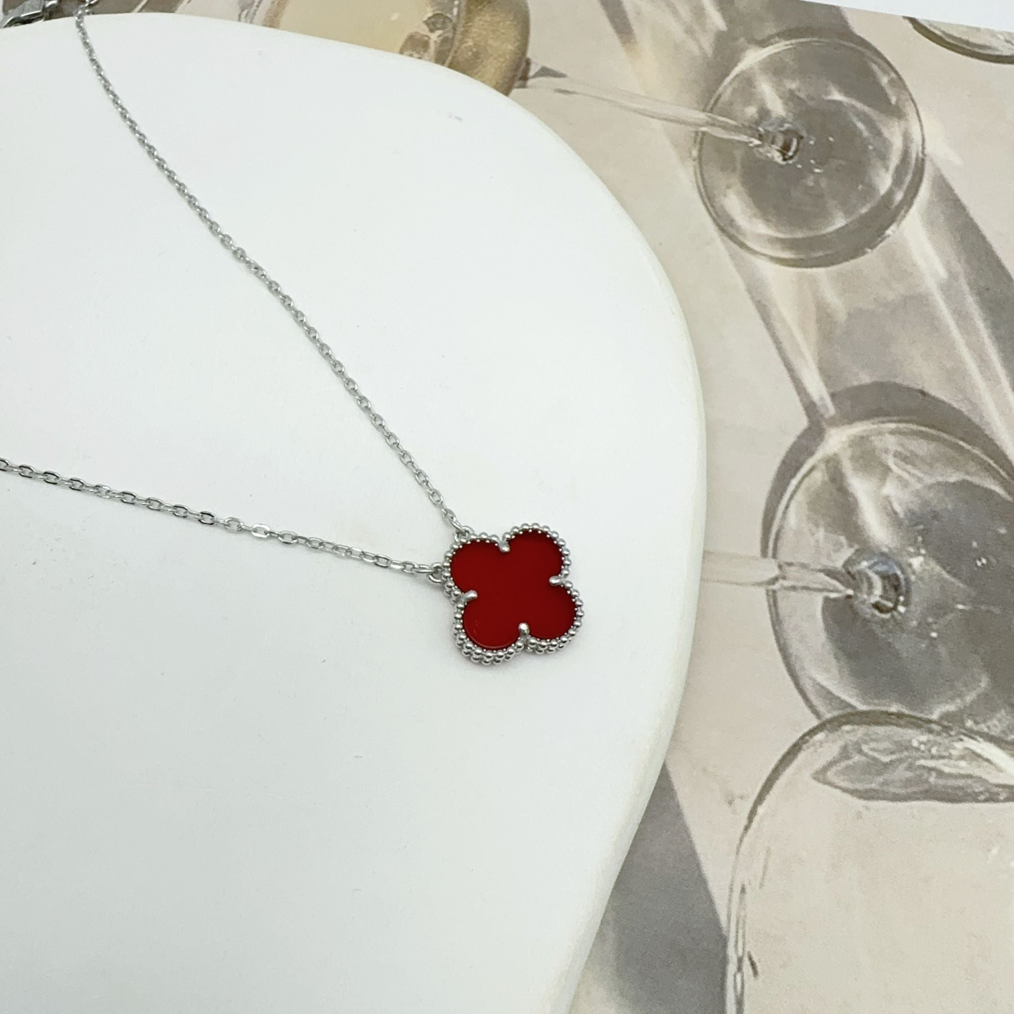 Lucky Flower Silver Necklace - 925 Sterling Silver - Platinum