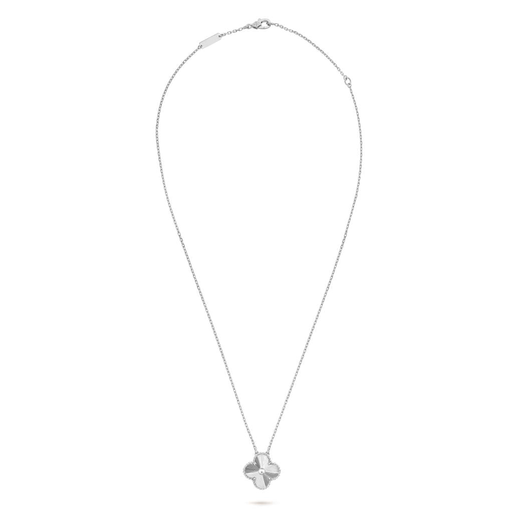 Lucky Flower Silver Necklace - 925 Sterling Silver - Platinum